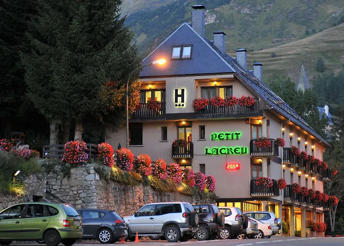 Hotel Petit Lacreu